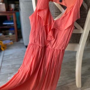 Small Pink short dress with peep cut out back